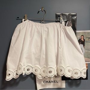 Tahari Off the shoulder top